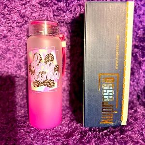 Dog Mama graphic design Water Bottle 17oz pretty pink